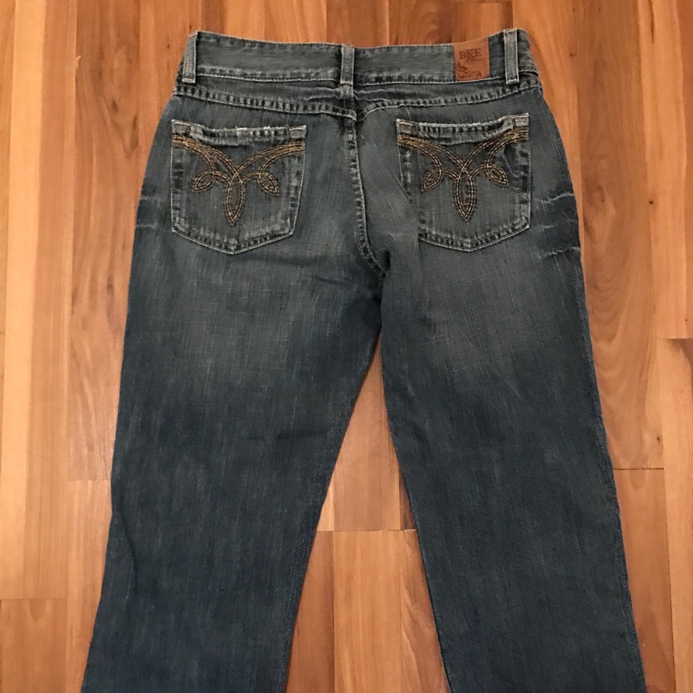 BKE denim buckle jean capri 29